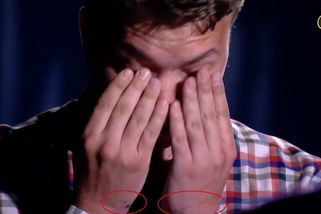 Zadržený Pratasevič v slzách přiznal respekt k Lukašenkovi, ruce měl zraněné - Novinky